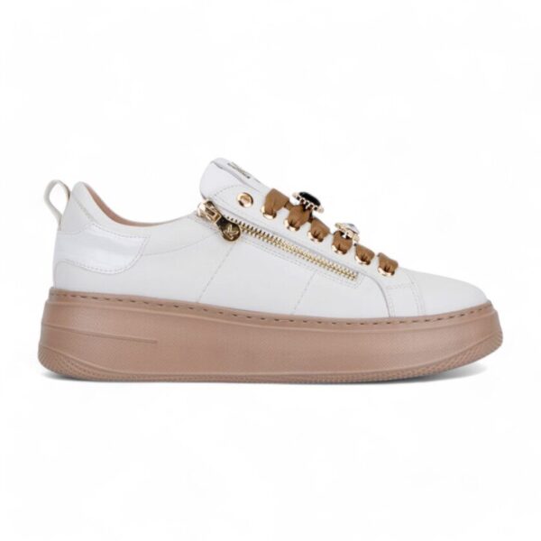 Keys sneakers dettagli gioiello